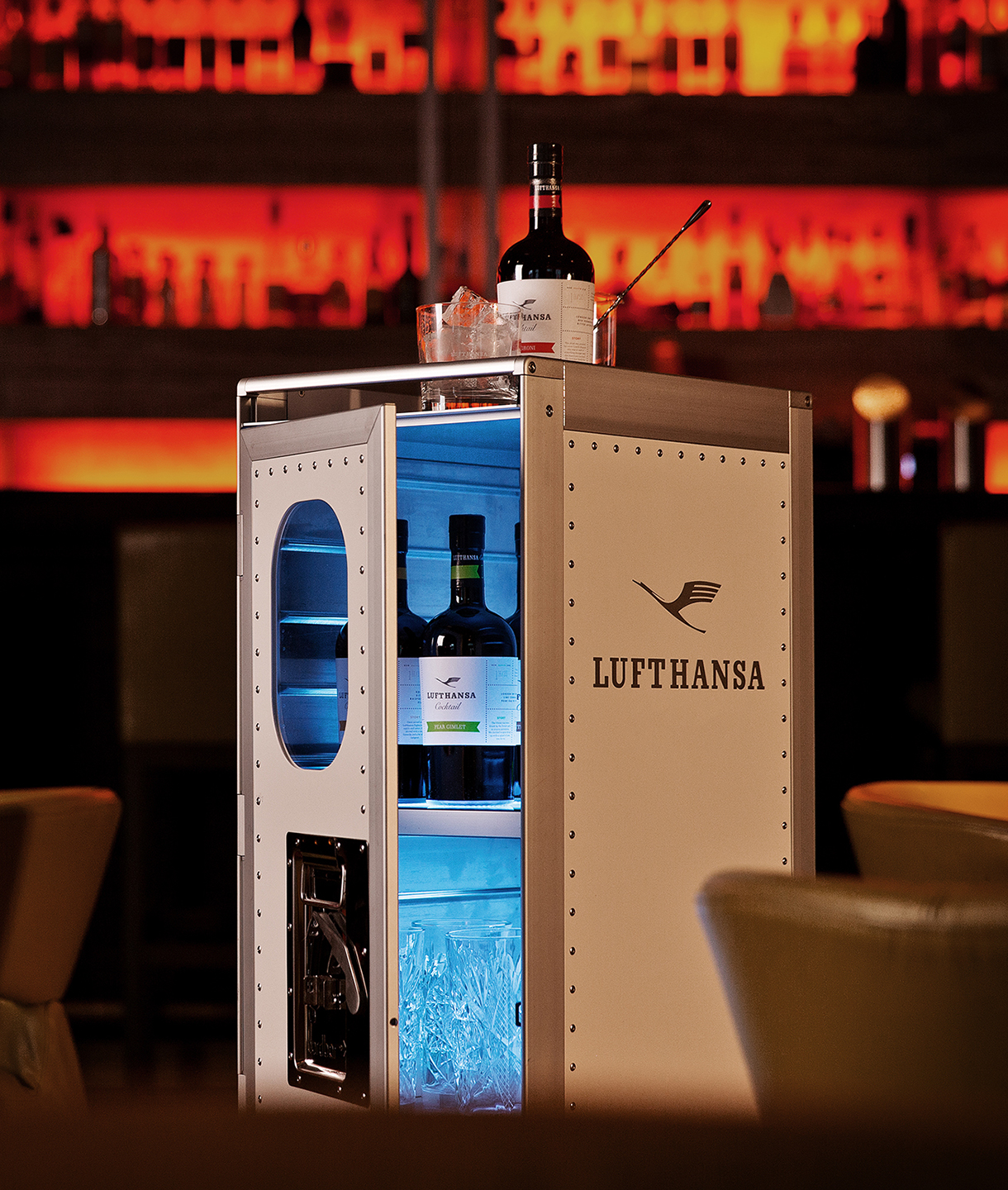 Lufthansa_cocktail bar